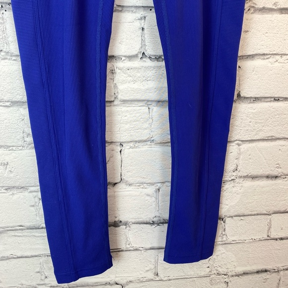 Zella Blue High Rise Leggings with Pockets size Small - Picture 3 of 6